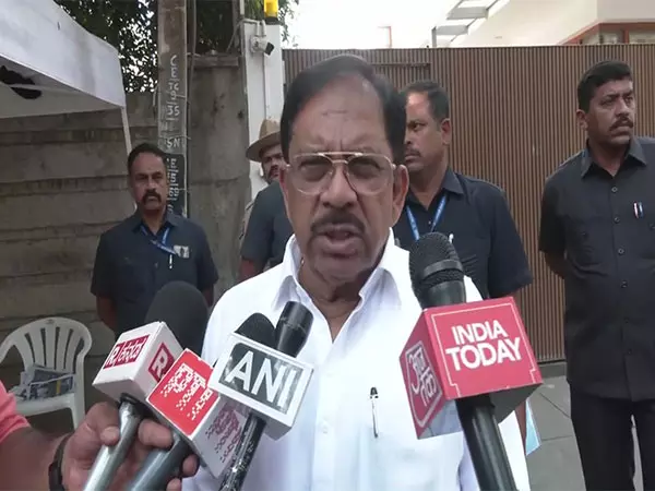 हमें रिपोर्ट की एक प्रति प्राप्त हुई है: जाति जनगणना पर कर्नाटक के गृह मंत्री जी परमेश्वर हमें रिपोर्ट की एक प्रति प्राप्त हुई है: जाति जनगणना पर कर्नाटक के गृह मंत्री जी परमेश्वर