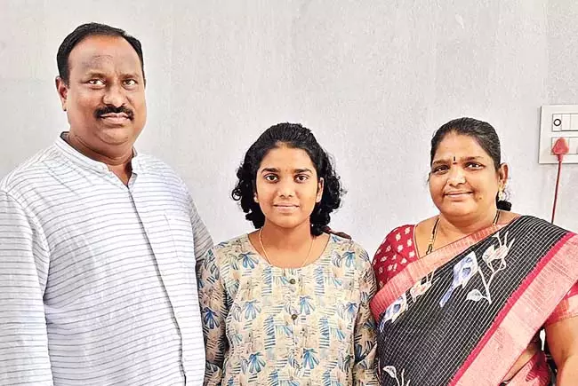 Kurnool : कैंसर से पीड़ित होने के बावजूद, उन्होंने अपने सपने को नहीं छोड़ा Kurnool : कैंसर से पीड़ित होने के बावजूद, उन्होंने अपने सपने को नहीं छोड़ा