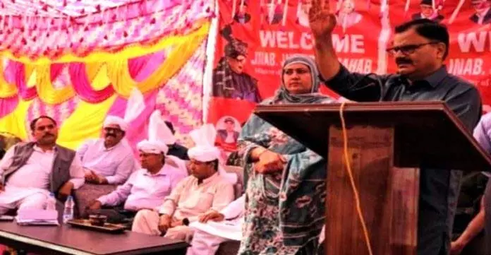 Javed Rana ने नगरोटा में नए बाजार के लिए धनराशि की घोषणा की Javed Rana ने नगरोटा में नए बाजार के लिए धनराशि की घोषणा की