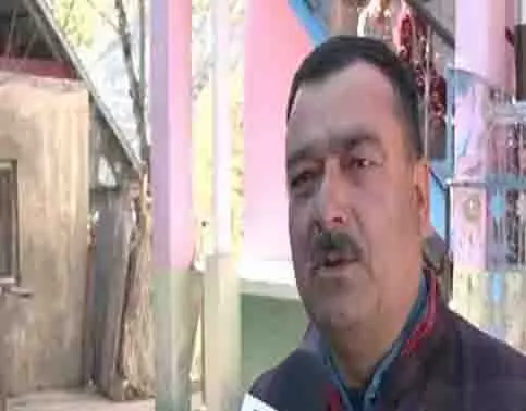 सेना ने Kupwara के सीमावर्ती गांवों में विकास को समर्थन दिया, युवाओं और रोजगार पर ध्यान केंद्रित किया सेना ने Kupwara के सीमावर्ती गांवों में विकास को समर्थन दिया, युवाओं और रोजगार पर ध्यान केंद्रित किया