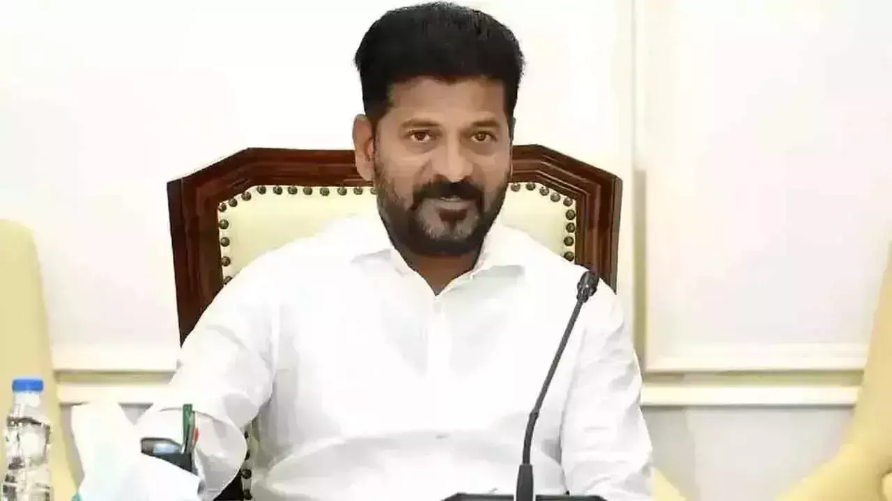 CM ने प्रजावाणी पहल में पारदर्शिता बढ़ाने का आह्वान किया CM ने प्रजावाणी पहल में पारदर्शिता बढ़ाने का आह्वान किया