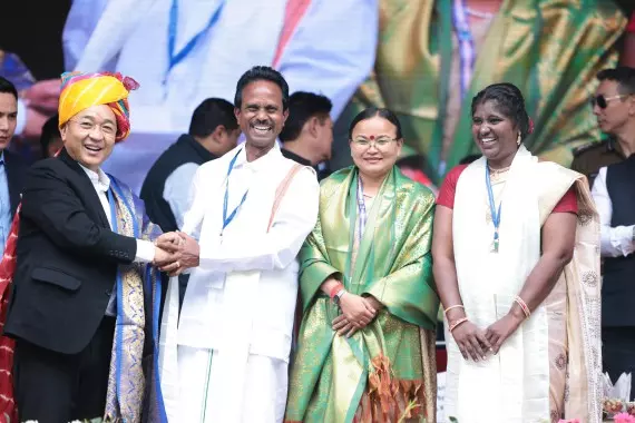 Sikkim : पर्यटन विकास के लिए अंतर्राष्ट्रीय युवा सम्मेलन यांगंग में शुरू हुआ Sikkim : पर्यटन विकास के लिए अंतर्राष्ट्रीय युवा सम्मेलन यांगंग में शुरू हुआ