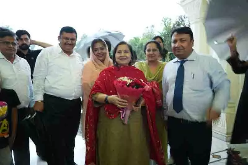 Kalka MLA ने पिंजौर में बैसाखी उत्सव का उद्घाटन किया Kalka MLA ने पिंजौर में बैसाखी उत्सव का उद्घाटन किया