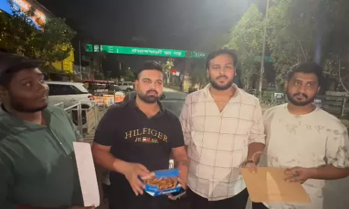 डोमिनो’स की बड़ी लापरवाही, रायपुर में शाकाहारी ग्राहक को परोसा गया नॉनवेज पिज़्ज़ा डोमिनो’स की बड़ी लापरवाही, रायपुर में शाकाहारी ग्राहक को परोसा गया नॉनवेज पिज़्ज़ा