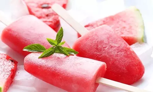 Watermelon Kulfi: घर पर बनाएं ठंडी तरबूज कुल्फी