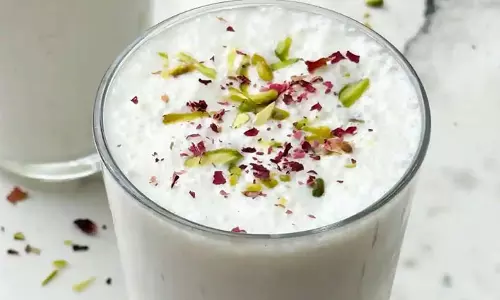 Shahi Lassi: गर्मियों में इस ड्रिंक को पीते ही शरीर को मिलती है ठंडक