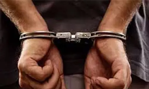 9 किलो गांजा जब्त: 2 गिरफ्तार 9 किलो गांजा जब्त: 2 गिरफ्तार