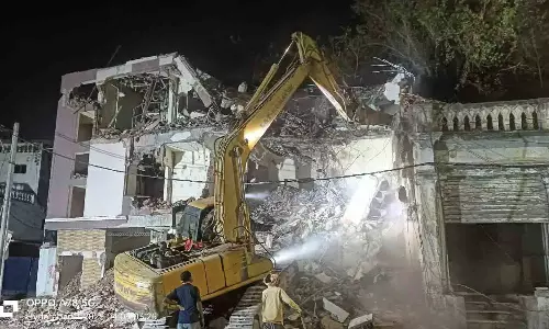 Telangana: पुराने शहर में मेट्रो का विस्तार जोरों पर, पिस्ता हाउस को ध्वस्त किया जाएगा