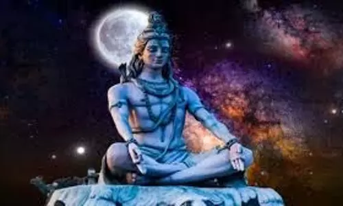 Somwar ke Upay: सोमवार की रात करें ये छोटा सा उपाय, बरसेगी महादेव की कृपा Somwar ke Upay: सोमवार की रात करें ये छोटा सा उपाय, बरसेगी महादेव की कृपा