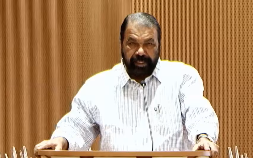 Kerala : मलप्पुरम में पानी की टंकी में मृत मिली महिला की पहचान स्थानीय निवासी के रूप में हुई Kerala : मलप्पुरम में पानी की टंकी में मृत मिली महिला की पहचान स्थानीय निवासी के रूप में हुई