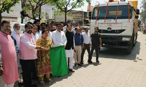 Haryana : पूर्व विधायक ने अंबाला शहर में जेटिंग मशीन को हरी झंडी दिखाकर किया रवाना