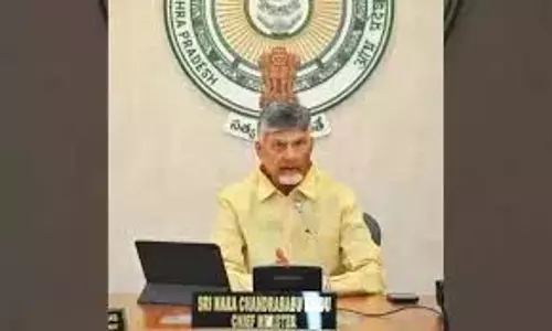 Telangana: नायडू ने सीनियर बाबू को हटाया Telangana: नायडू ने सीनियर बाबू को हटाया