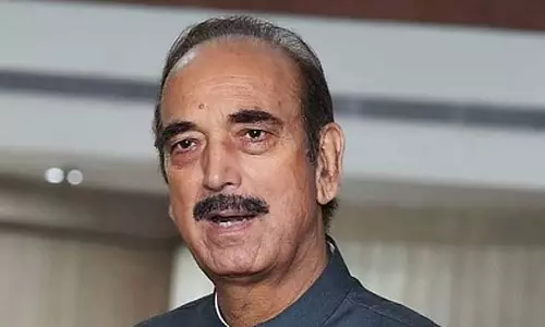 J&K: गुलाम नबी आज़ाद ने अपनी पार्टी की सभी समितियाँ भंग कर दीं J&K: गुलाम नबी आज़ाद ने अपनी पार्टी की सभी समितियाँ भंग कर दीं