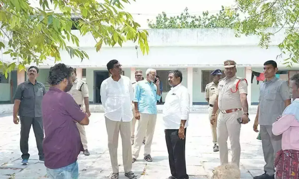 Andhra: सरकार गरीबों को शिक्षा देने को उत्सुक: मंत्री