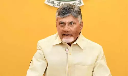 CM Chandrababu : हम वाईएसआरसीपी से प्रभावित दलित परिवारों की मदद करेंगे