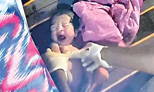 Telangana: एक बेजान बच्चे को जीवनरक्षक उपचार दिया गया