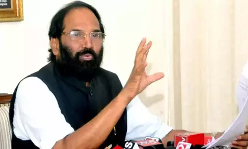 एससी वर्गीकरण पर बोलने वाली कोई भी पार्टी आगे नहीं बढ़ी: Minister Uttam एससी वर्गीकरण पर बोलने वाली कोई भी पार्टी आगे नहीं बढ़ी: Minister Uttam