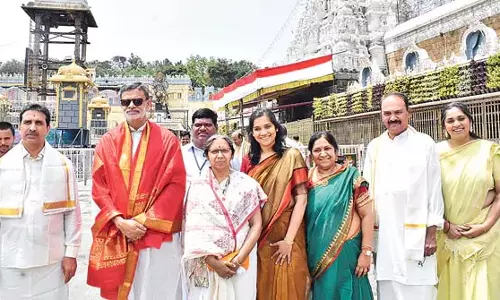 Telangana : उच्च न्यायालय के अंतरिम मुख्य न्यायाधीश श्रीवारी सेवा में Telangana : उच्च न्यायालय के अंतरिम मुख्य न्यायाधीश श्रीवारी सेवा में