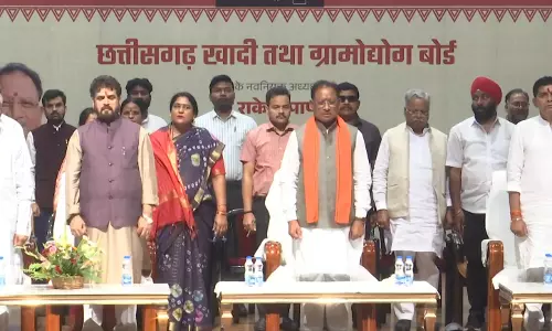 छत्तीसगढ़ खादी एवं ग्रामोद्योग बोर्ड के नए अध्यक्ष राकेश पाण्डेय ने संभाला पदभार