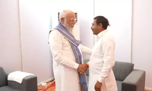 BIG BREAKING: रामपाल कश्यप से मिले PM मोदी, देखें VIDEO...