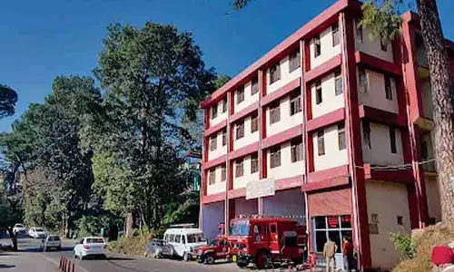 Kangra में अग्निशमन विभाग शुष्क मौसम के बीच चुनौतीपूर्ण गर्मियों के लिए तैयार Kangra में अग्निशमन विभाग शुष्क मौसम के बीच चुनौतीपूर्ण गर्मियों के लिए तैयार