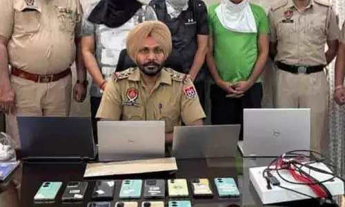 Mohali: आईपीएल मैचों के दौरान सट्टा लगाने के आरोप में 3 गिरफ्तार Mohali: आईपीएल मैचों के दौरान सट्टा लगाने के आरोप में 3 गिरफ्तार
