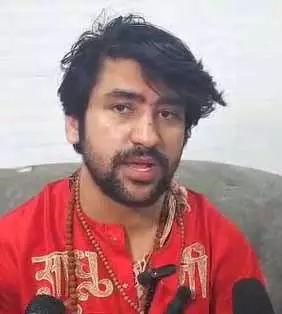 बंगाल में खराब स्थिति के कारण हिंदू घर छोड़ने को मजबूर : धीरेंद्र शास्त्री बंगाल में खराब स्थिति के कारण हिंदू घर छोड़ने को मजबूर : धीरेंद्र शास्त्री