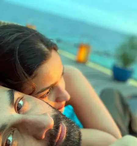 आलिया भट्ट ने मनाया शादी के तीन साल पूरे होने का जश्न, शेयर की फोटो आलिया भट्ट ने मनाया शादी के तीन साल पूरे होने का जश्न, शेयर की फोटो