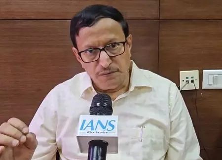 भाजपा नेता ने महंगाई के मुद्दे पर कर्नाटक सरकार को घेरा, केंद्र पर लगाए गए आरोपों पर किया पलटवार भाजपा नेता ने महंगाई के मुद्दे पर कर्नाटक सरकार को घेरा, केंद्र पर लगाए गए आरोपों पर किया पलटवार