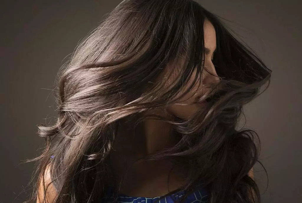 Summer Hair Care Tips: अगर गर्मियों में झड़ रहे हैं आपके बाल तो आजमाएं ये टिप्स, जरूर मिलेगा फायदा Summer Hair Care Tips: अगर गर्मियों में झड़ रहे हैं आपके बाल तो आजमाएं ये टिप्स, जरूर मिलेगा फायदा