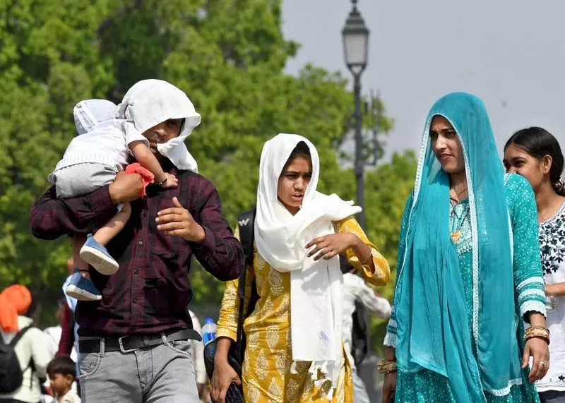 Delhi-NCR में लू का कहर, 16-18 अप्रैल तक भीषण गर्मी का अनुमान Delhi-NCR में लू का कहर, 16-18 अप्रैल तक भीषण गर्मी का अनुमान