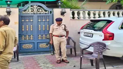 ED ने पूर्व मंत्री के आवास पर छापेमारी की, हैं कांग्रेस के बड़े नेता ED ने पूर्व मंत्री के आवास पर छापेमारी की, हैं कांग्रेस के बड़े नेता