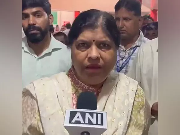 आग की घटना के बाद लखनऊ के लोकबंधु अस्पताल में OPD सेवाएं फिर से शुरू आग की घटना के बाद लखनऊ के लोकबंधु अस्पताल में OPD सेवाएं फिर से शुरू