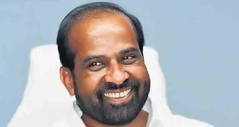AP के स्वास्थ्य मंत्री ने भ्रष्टाचार के आरोपों पर ड्रग इंस्पेक्टर के खिलाफ जांच के आदेश दिए AP के स्वास्थ्य मंत्री ने भ्रष्टाचार के आरोपों पर ड्रग इंस्पेक्टर के खिलाफ जांच के आदेश दिए
