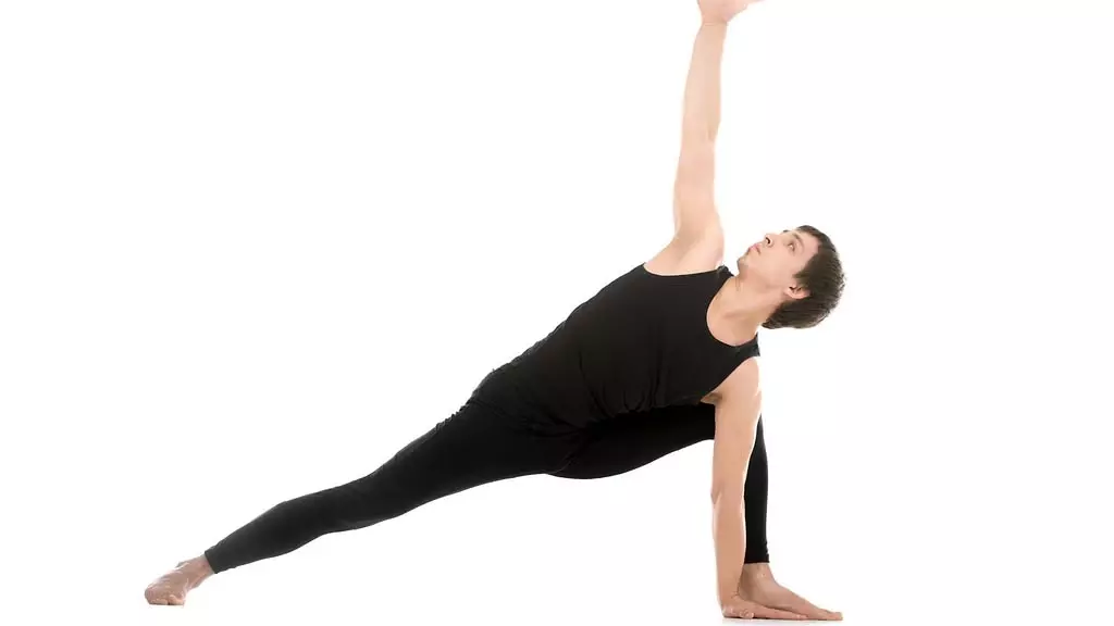 Parsvakonasana: पार्श्वकोणासन के स्वास्थ्य लाभ, जानें किसे और कैसे करना चाहिए ये आसन Parsvakonasana: पार्श्वकोणासन के स्वास्थ्य लाभ, जानें किसे और कैसे करना चाहिए ये आसन