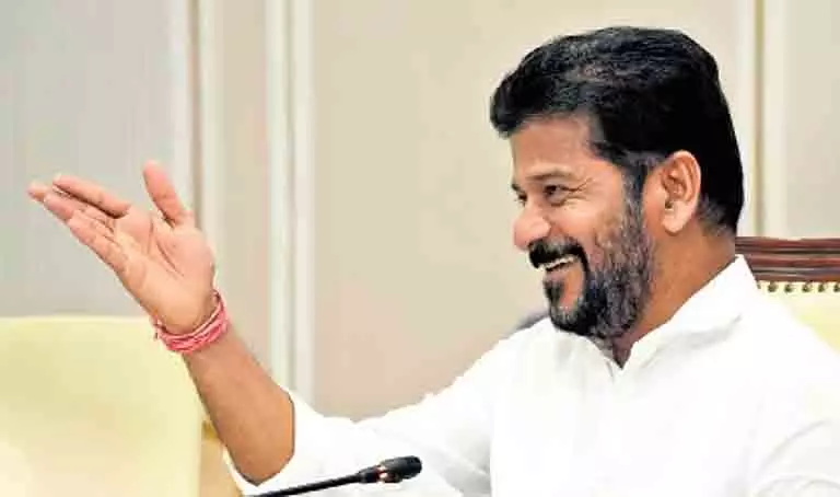 CM Revanth ने समर्पित प्रजावाणी डैशबोर्ड वाले पोर्टल पर जोर दिया CM Revanth ने समर्पित प्रजावाणी डैशबोर्ड वाले पोर्टल पर जोर दिया