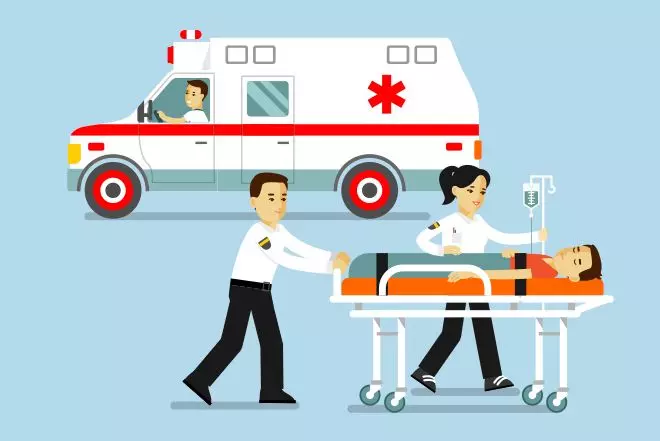 Lucknow: तेज धूप में एंबुलेंस बनी भट्ठी, मरीज बेहाल, लापरवाह बना प्रशासन Lucknow: तेज धूप में एंबुलेंस बनी भट्ठी, मरीज बेहाल, लापरवाह बना प्रशासन