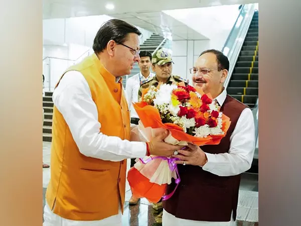 CM Dhami ने देहरादून के जॉली ग्रांट एयरपोर्ट पर केंद्रीय मंत्री जेपी नड्डा का स्वागत किया CM Dhami ने देहरादून के जॉली ग्रांट एयरपोर्ट पर केंद्रीय मंत्री जेपी नड्डा का स्वागत किया