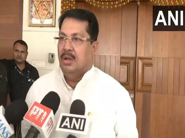 कांग्रेस Nagpur में सांप्रदायिक सद्भाव को बढ़ावा देने के उद्देश्य से सद्भावना यात्रा निकालेगी: वडेट्टीवार कांग्रेस Nagpur में सांप्रदायिक सद्भाव को बढ़ावा देने के उद्देश्य से सद्भावना यात्रा निकालेगी: वडेट्टीवार