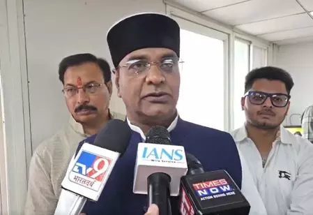 दिग्विजय सिंह को हिंदू त्योहारों से दिक्कत है तो पाकिस्तान चले जाएं: विश्वास सारंग दिग्विजय सिंह को हिंदू त्योहारों से दिक्कत है तो पाकिस्तान चले जाएं: विश्वास सारंग