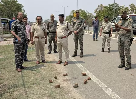 बैंक में रुपए जमा कराने जा रहे पेट्रोल पंप मैनेजर की गोली मारकर हत्या बैंक में रुपए जमा कराने जा रहे पेट्रोल पंप मैनेजर की गोली मारकर हत्या