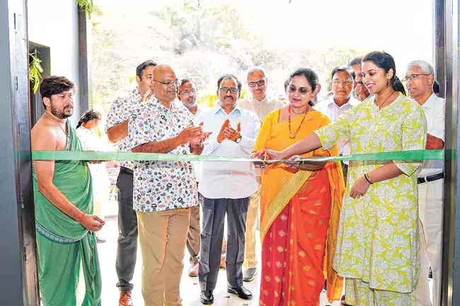 Andhra: रामोजी फिल्म सिटी में मायालोक Andhra: रामोजी फिल्म सिटी में मायालोक