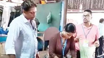 FDA ने मापुसा में कृत्रिम रूप से पकाए गए 180 किलोग्राम आम जब्त किए FDA ने मापुसा में कृत्रिम रूप से पकाए गए 180 किलोग्राम आम जब्त किए