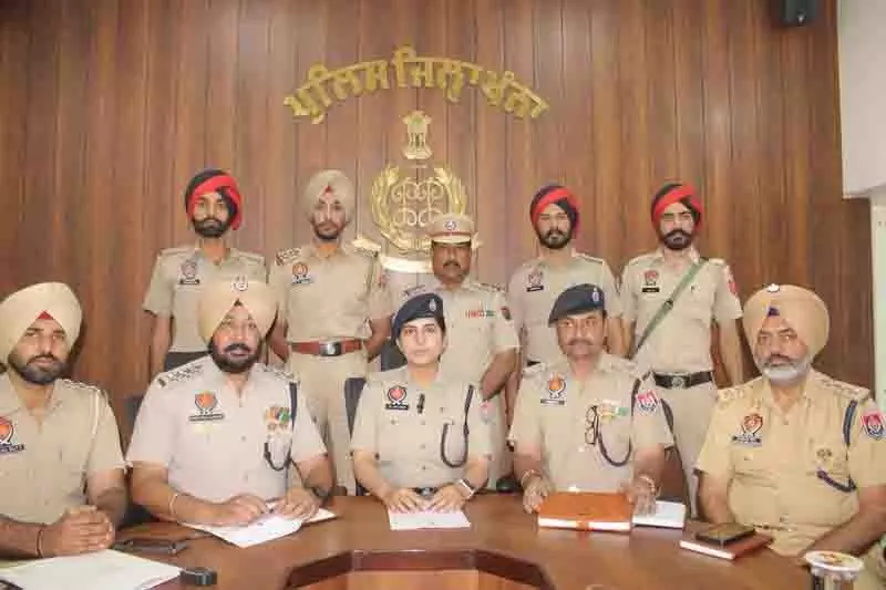 CCTV फुटेज की मदद से खन्ना पुलिस ने लुटेरों के गिरोह के 7 लोगों को पकड़ा CCTV फुटेज की मदद से खन्ना पुलिस ने लुटेरों के गिरोह के 7 लोगों को पकड़ा
