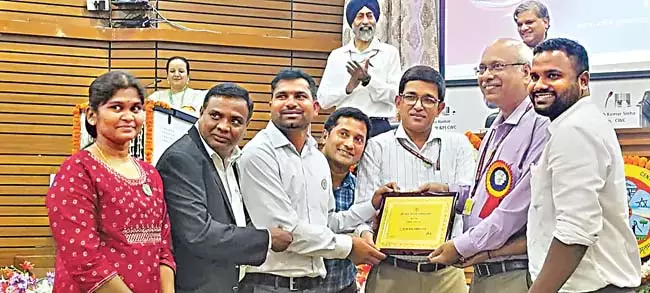 पेरूरू गेज स्टेशन को केंद्रीय जल आयोग पुरस्कार मिला पेरूरू गेज स्टेशन को केंद्रीय जल आयोग पुरस्कार मिला