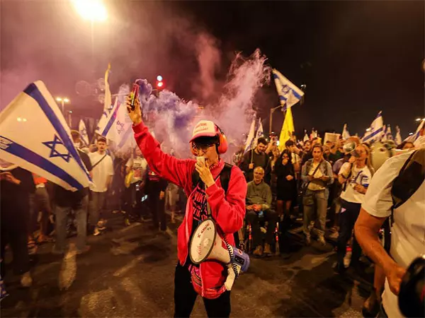 इज़रायली सैनिकों ने Gaza war को समाप्त करने के लिए याचिका पर किए हस्ताक्षर इज़रायली सैनिकों ने Gaza war को समाप्त करने के लिए याचिका पर किए हस्ताक्षर