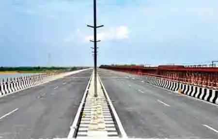 Surat को इस महीने मिलेगा एक और पुल, एक लाख से अधिक यात्रियों को मिलेगा लाभ Surat को इस महीने मिलेगा एक और पुल, एक लाख से अधिक यात्रियों को मिलेगा लाभ