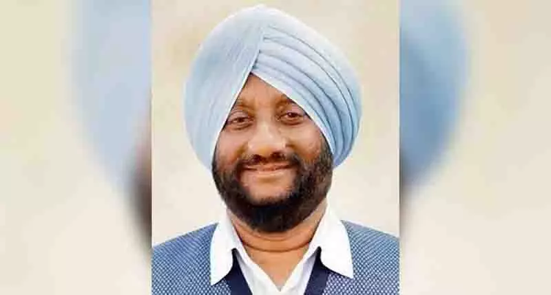 48,000 करोड़ रुपये के पर्ल एग्रो घोटाले में आप MLA के मोहाली स्थित घर पर छापेमारी 48,000 करोड़ रुपये के पर्ल एग्रो घोटाले में आप MLA के मोहाली स्थित घर पर छापेमारी