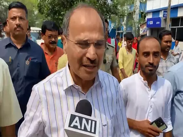 Murshidabad हिंसा को लेकर अधीर रंजन ने ममता सरकार पर साधा निशाना Murshidabad हिंसा को लेकर अधीर रंजन ने ममता सरकार पर साधा निशाना