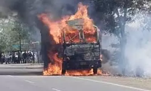 MP News:  सोयाबीन से भरा ट्रक जलकर राख